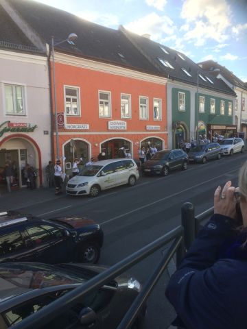 Tanz der Morris Men ber den Stadtplatz